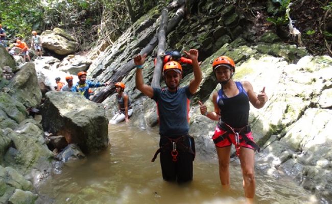 Canyoning por quebrada.